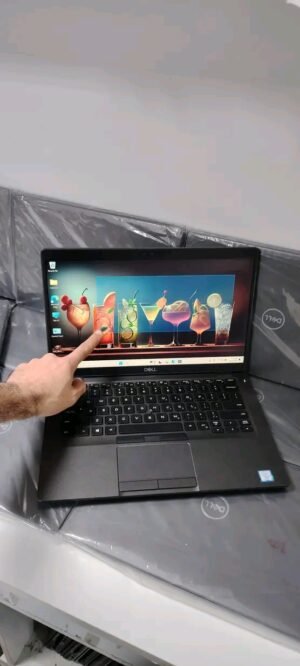 Dell 5400 i7 8 éme 8/256
