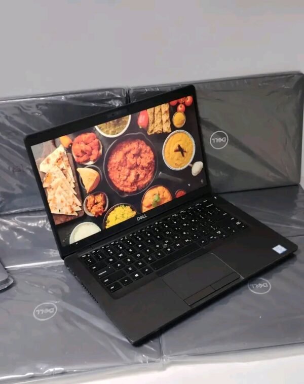 1744814565908 DELL 5400 i5 8th Géneration