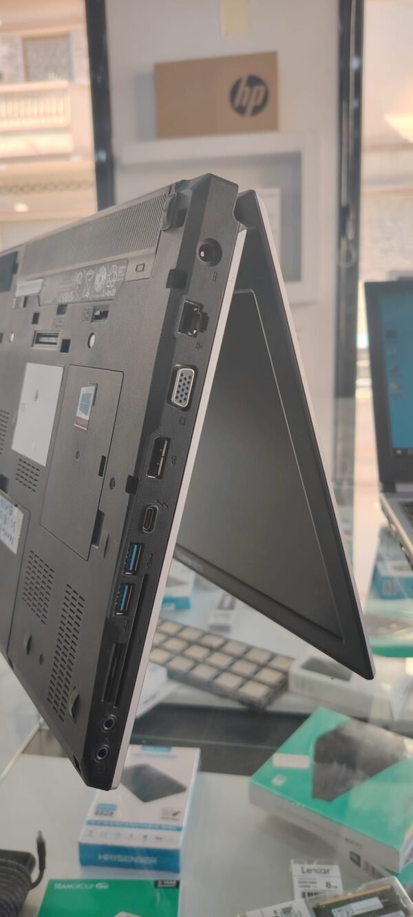 481087864_945170220930836_8797631295844671230_n FUJITSU CELSIUS H770