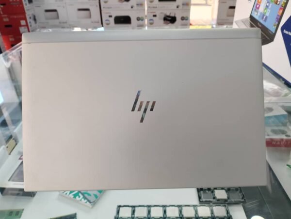 84 HP EliteBook 845 G7 Ryzen 5 Pro 4650