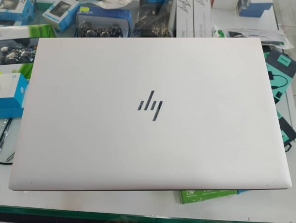 87 HP EliteBook 845 G7 Ryzen 5 Pro 4650