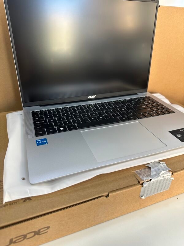 Acer Aspire i3 13 eme 8GB RAM DDR5 512SSD