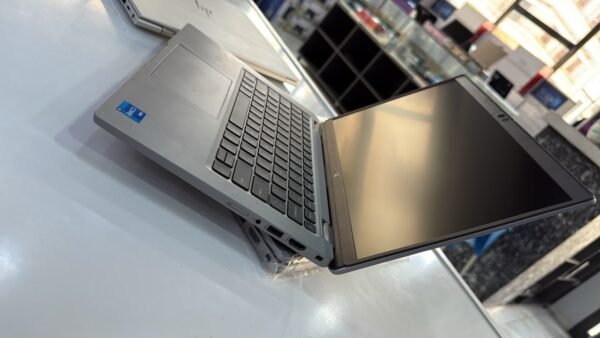 Dell Latitude 5320