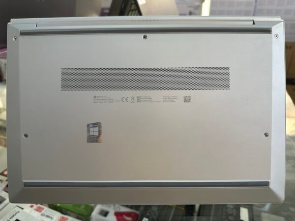 HP ELITEBOOK 830 G8
