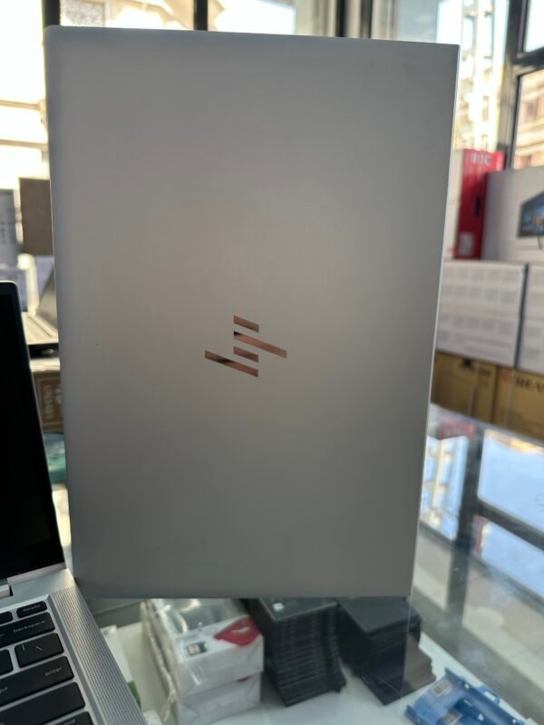 HP ELITEBOOK 830 G8